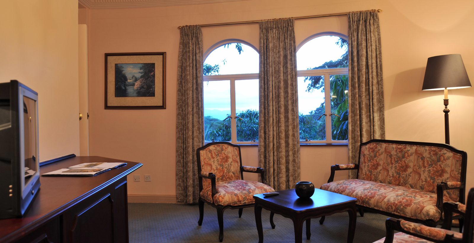 The sitting room of an Executive Suite