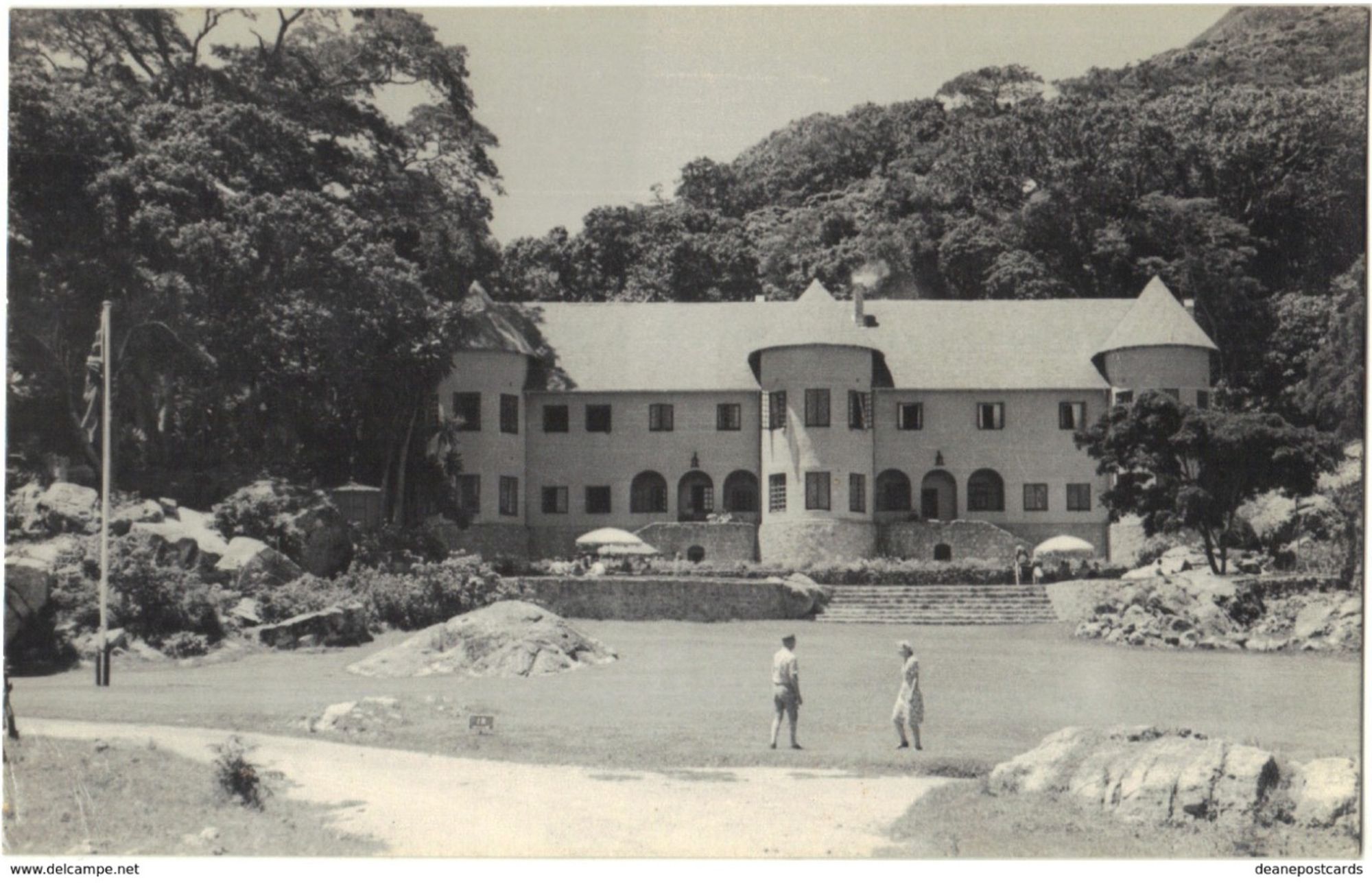 The hotel and its pool, photographed in the early years